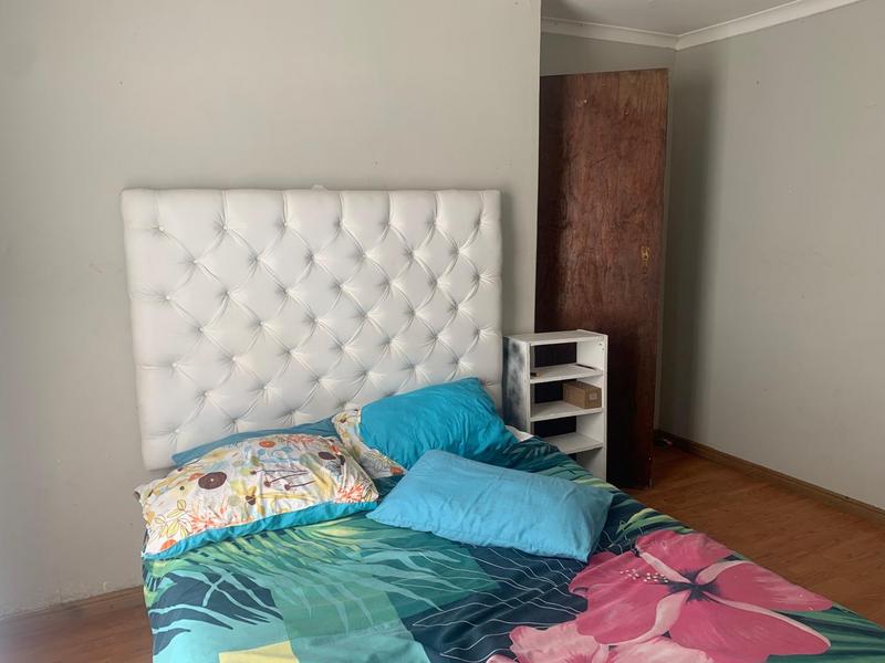 4 Bedroom Property for Sale in Eastridge Western Cape